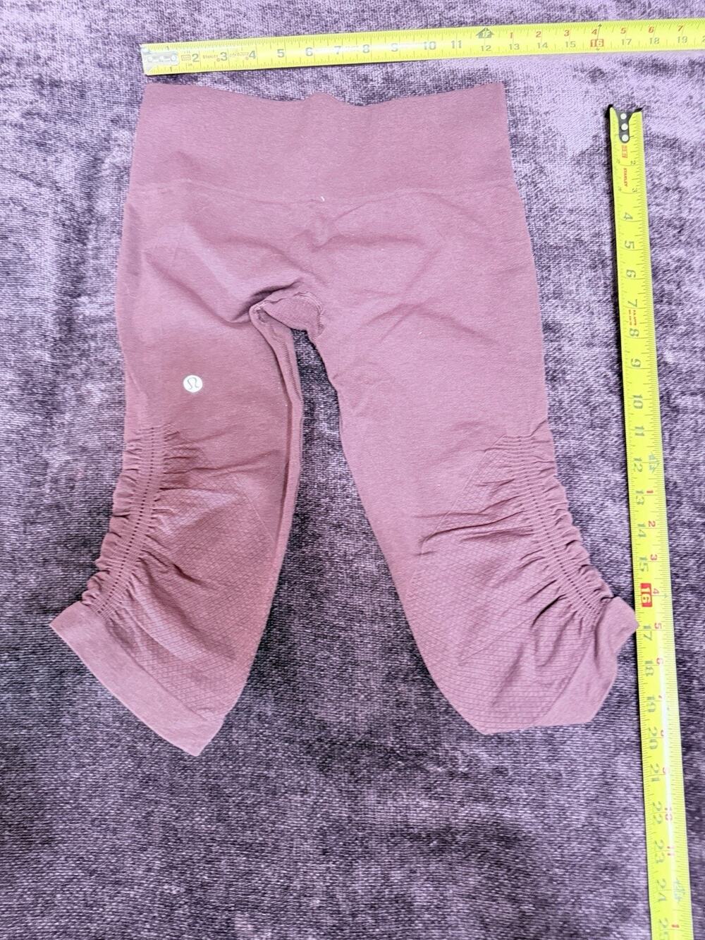lululemon athletica Capri Leggings High Rise Yoga Solid burgundy 8 18"